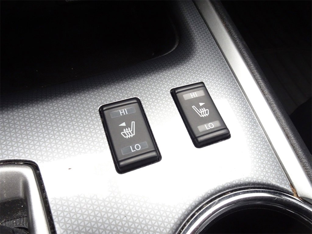 Used 2019 Nissan Pathfinder SL image 17