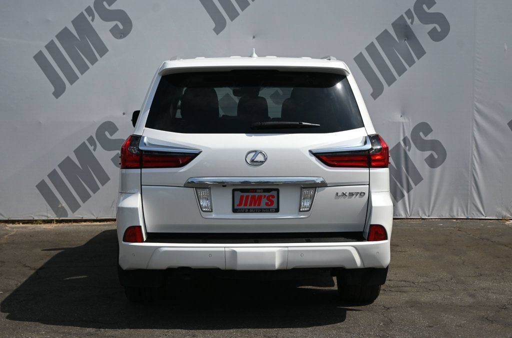 Used 2017 Lexus LX 570 4WD w/ Luxury Package image 6
