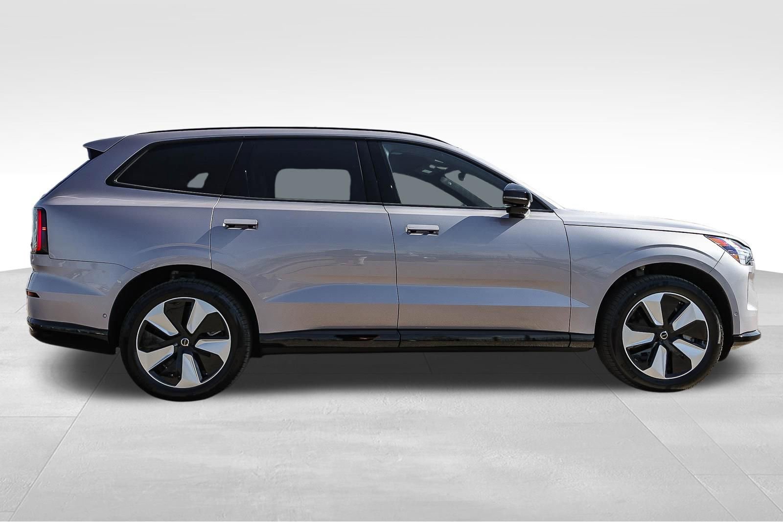 New 2026 Volvo EX90 Plus image 4