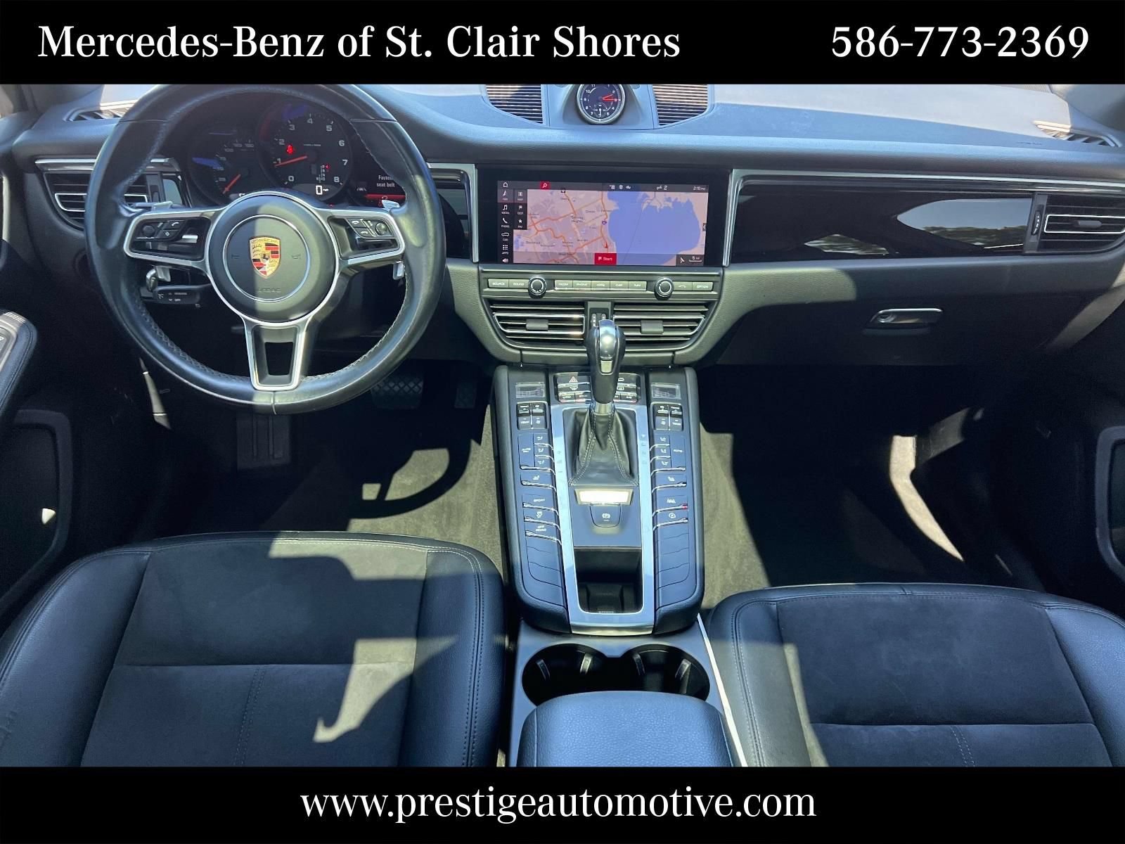 Used 2021 Porsche Macan w/ Premium Package AWD/4WD image 17