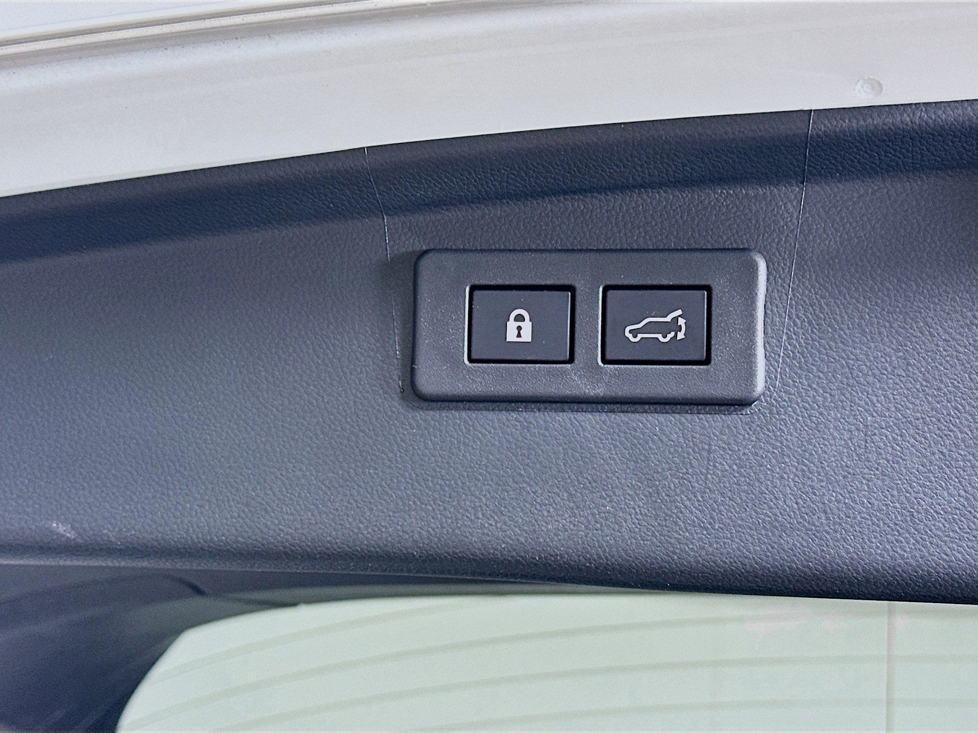 Used 2024 Subaru Outback Premium AWD/4WD image 28