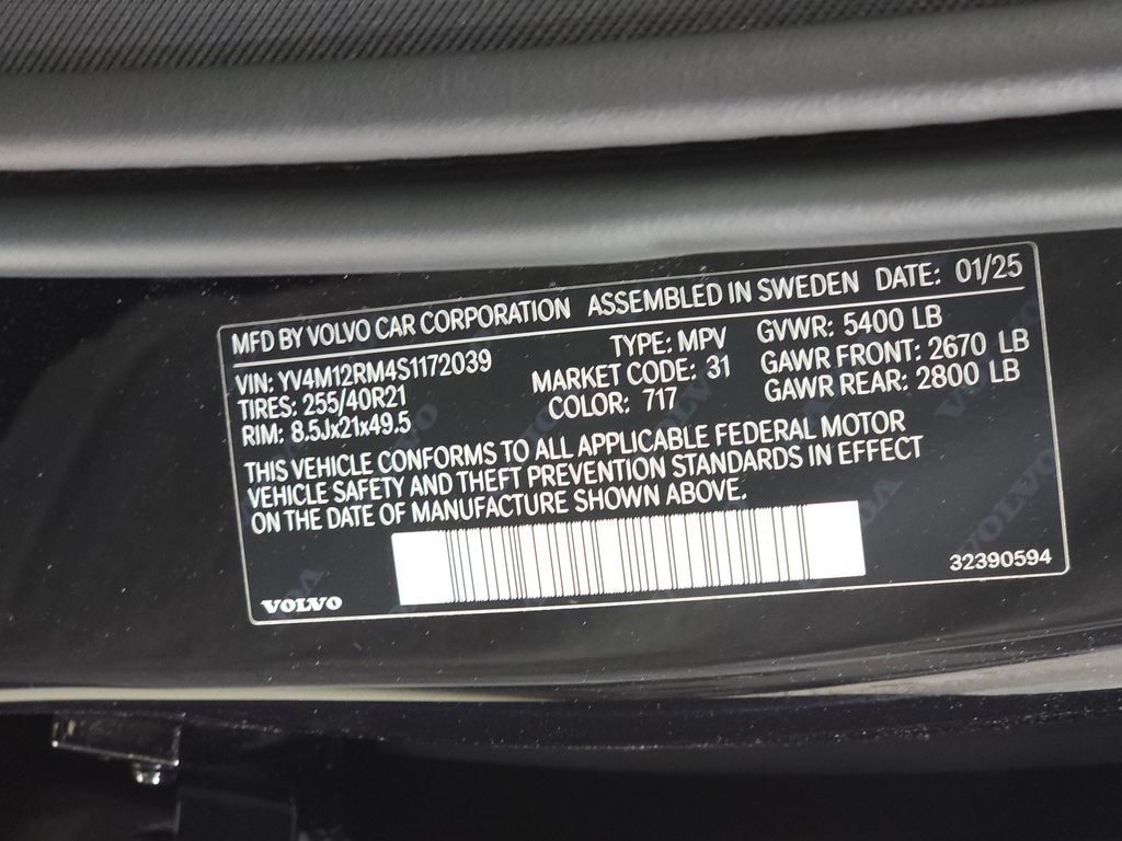 Used 2025 Volvo XC60 B5 Ultra w/ Protection Package Premier AWD/4WD image 36