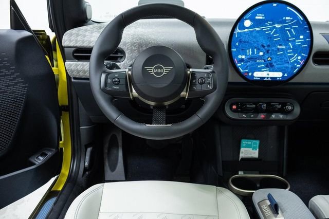 New 2026 MINI Cooper S image 2