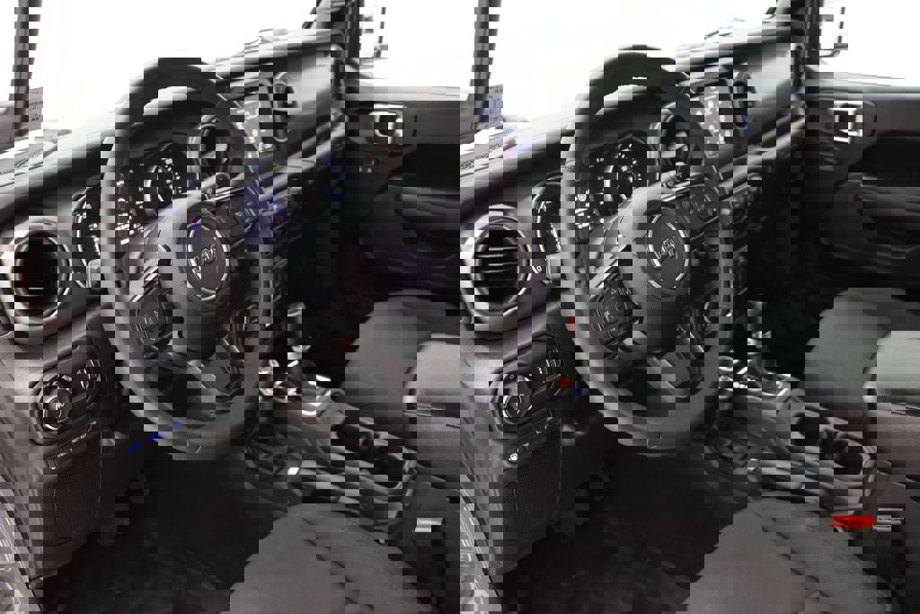 Used 2023 Jeep Wrangler Unlimited image 13