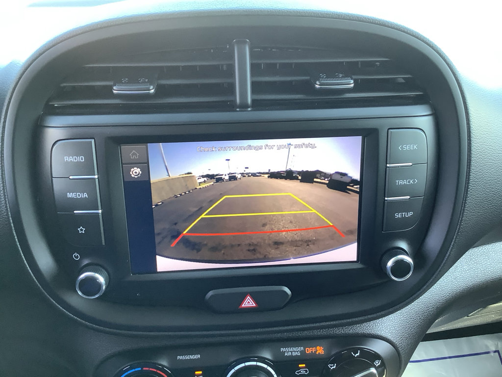 Used 2024 Kia Soul LX image 16