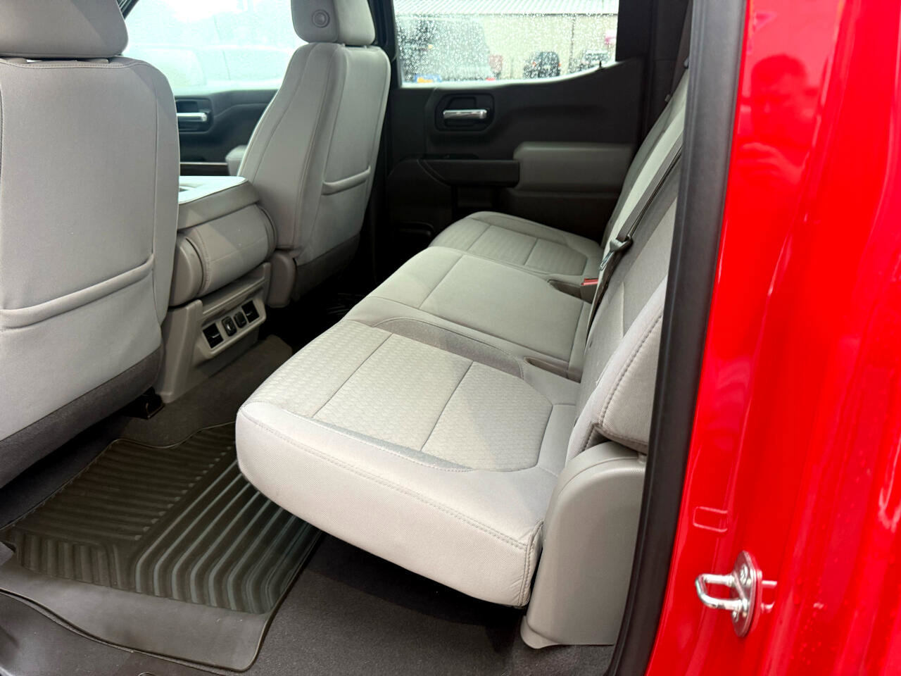 Used 2021 Chevrolet Silverado 1500 LT image 12