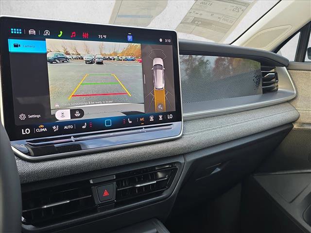 New 2026 Volkswagen Tiguan S image 13