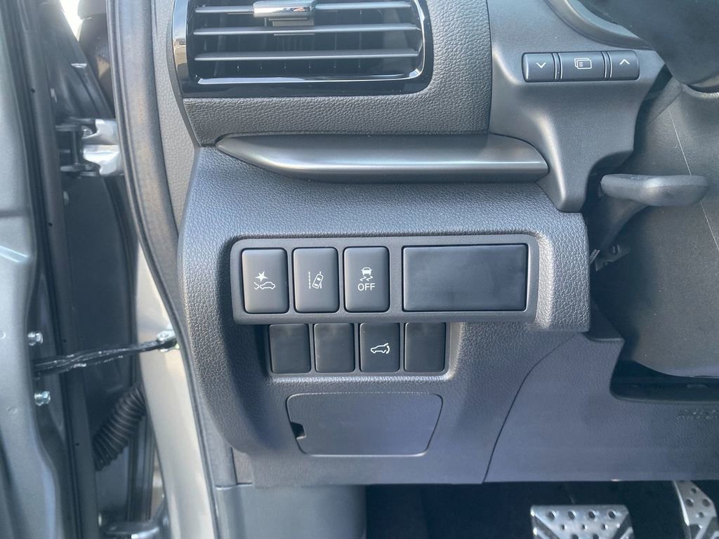 New 2026 Mitsubishi Eclipse Cross Black Edition image 14