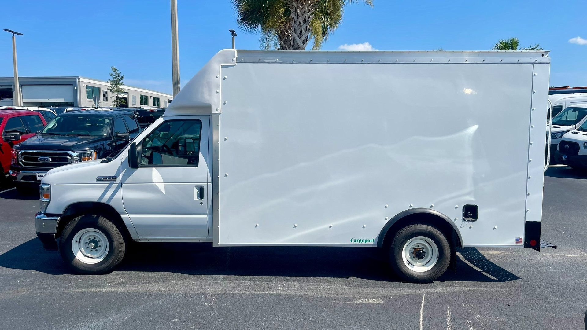 New 2025 Ford E-350 and Econoline 350 Super Duty w/ Power Equipment Group RWD image 10