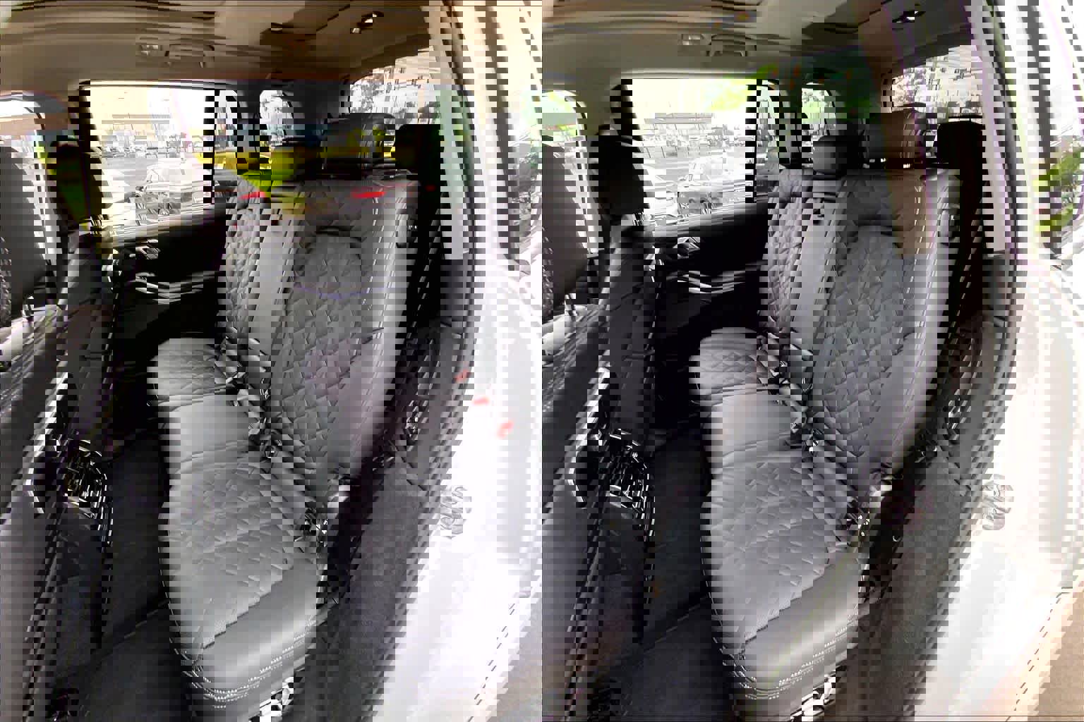 Used 2024 BMW X7 xDrive40i w/ Executive Package image 19