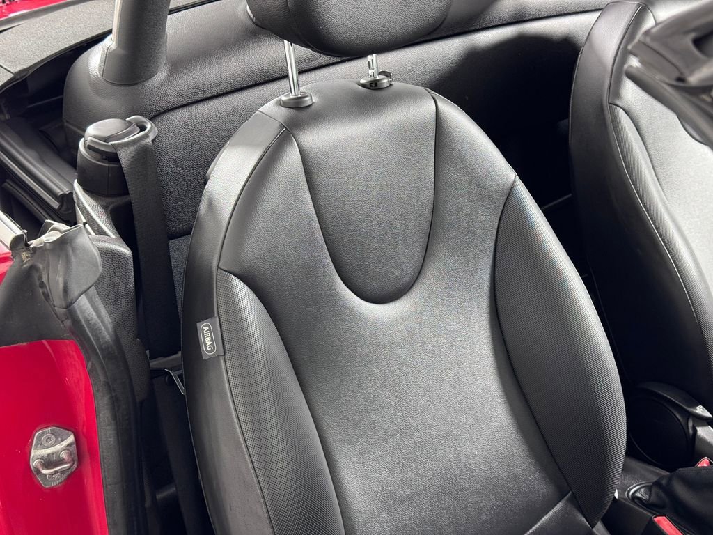 Used 2012 MINI Cooper Roadster image 17