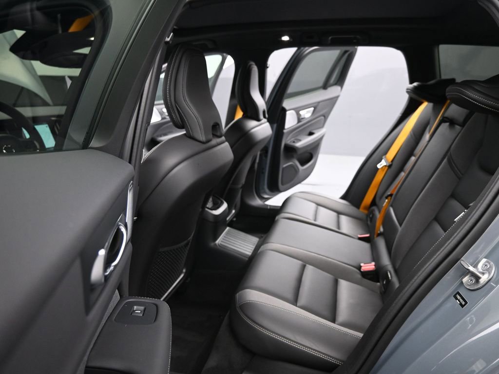 Used 2024 Volvo V60 T8 Polestar image 21