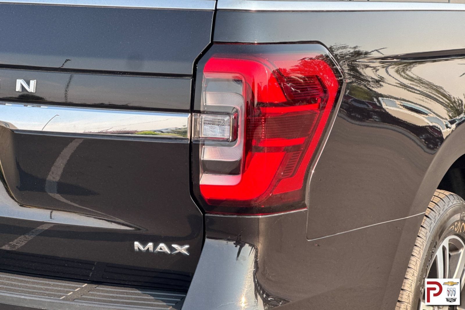 Used 2022 Ford Expedition Max Limited AWD/4WD image 36
