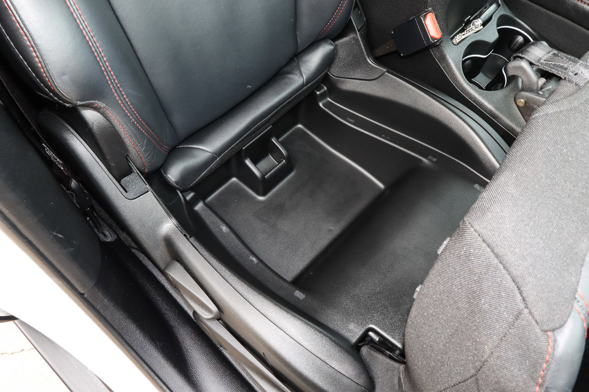 Used 2015 Jeep Cherokee Trailhawk w/ Comfort/Convenience Group AWD/4WD image 29