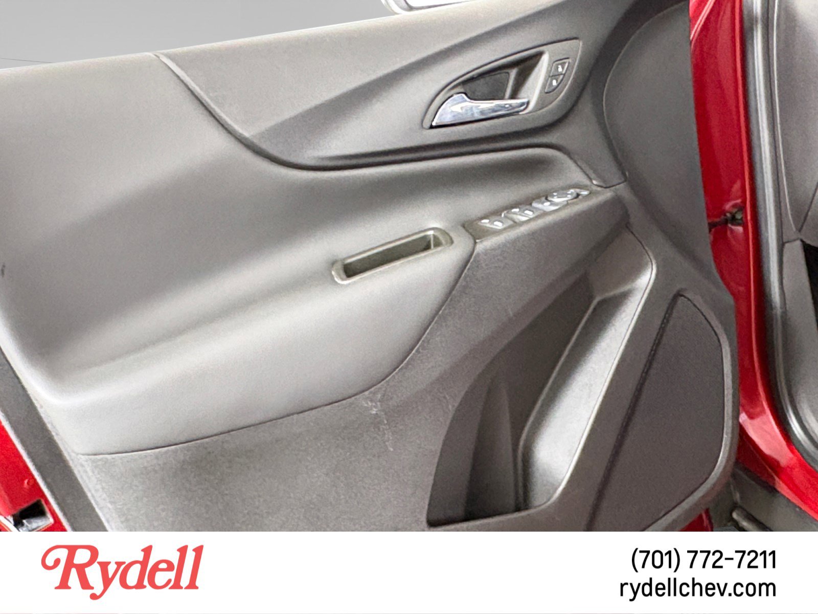 Used 2023 Chevrolet Equinox LT w/ LPO, Floor Liner Package image 11