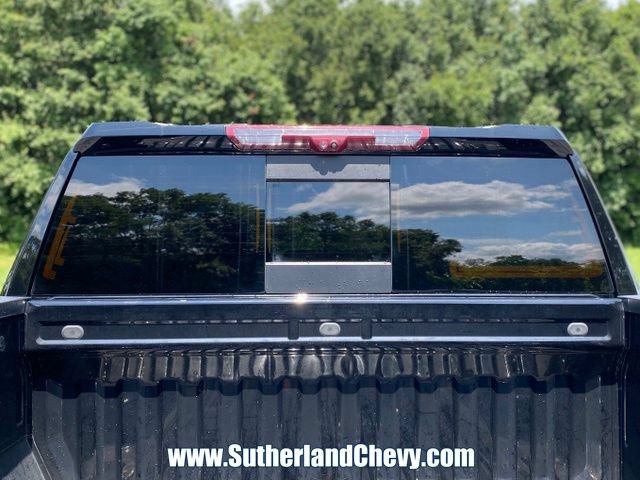Used 2022 Chevrolet Silverado 1500 LTZ w/ LTZ Premium Package AWD/4WD image 15