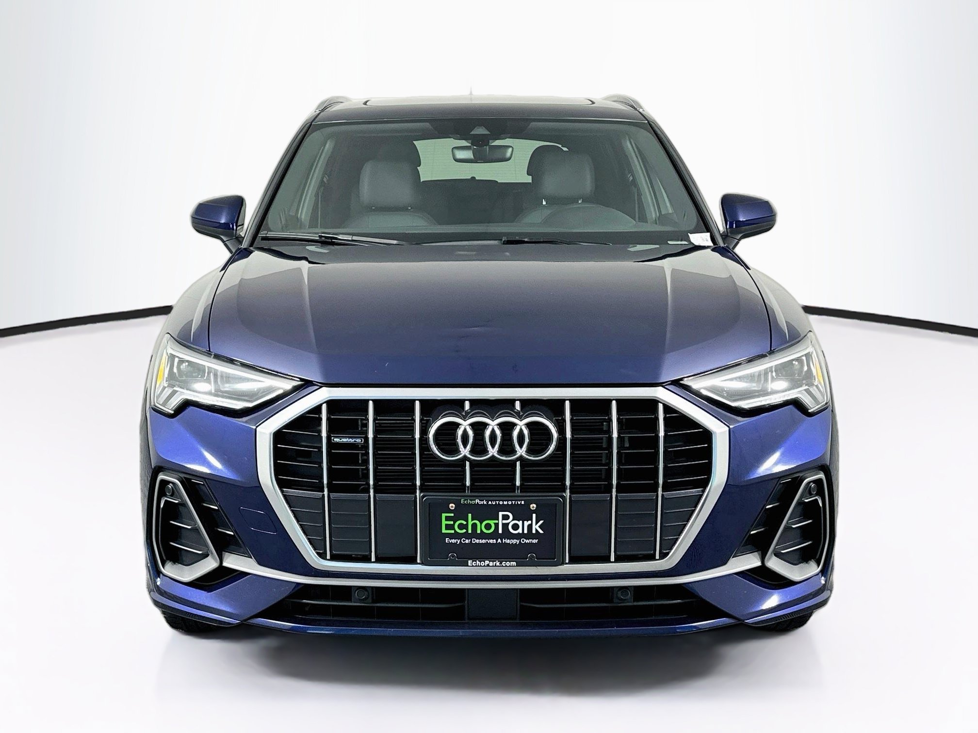 Used 2025 Audi Q3 2.0T Premium AWD/4WD image 2
