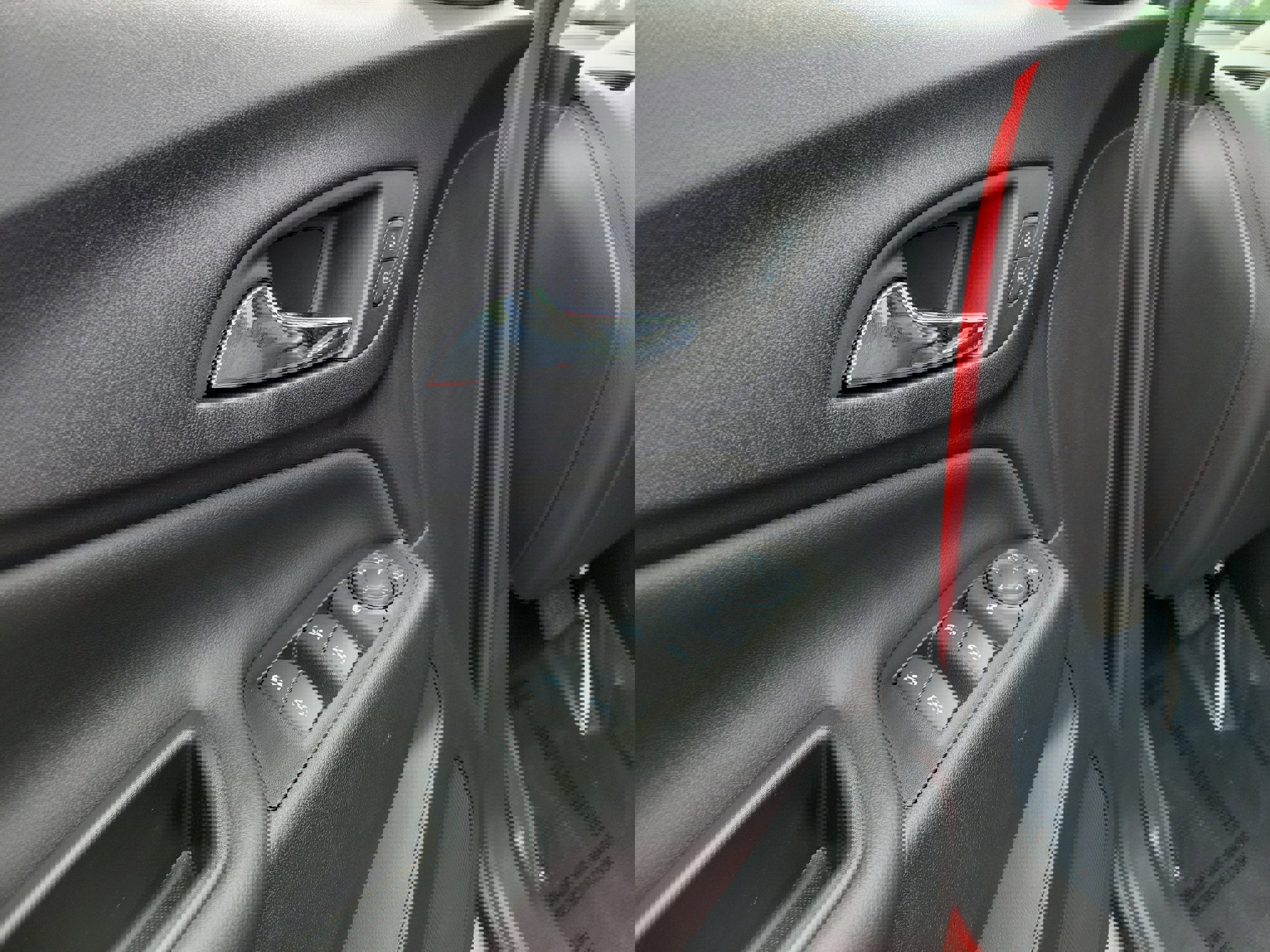 Used 2023 Chevrolet Equinox LT image 18