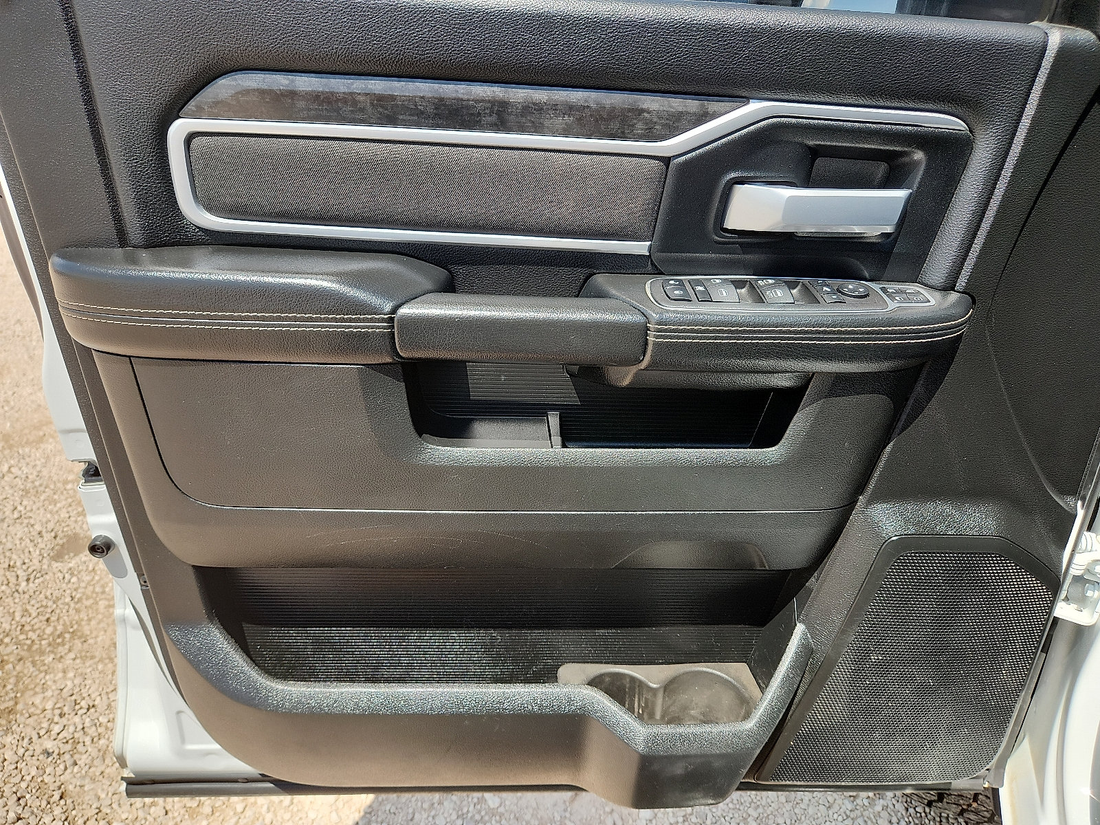 Used 2024 RAM 2500 Big Horn AWD/4WD image 12