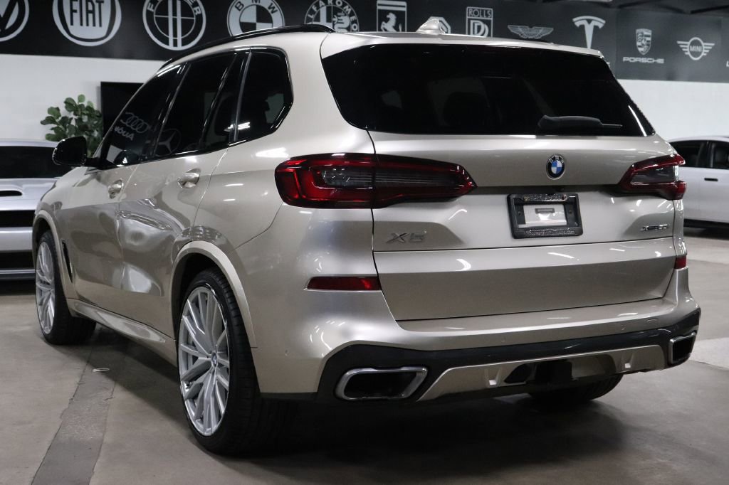Used 2019 BMW X5 xDrive50i w/ M Sport Package image 3