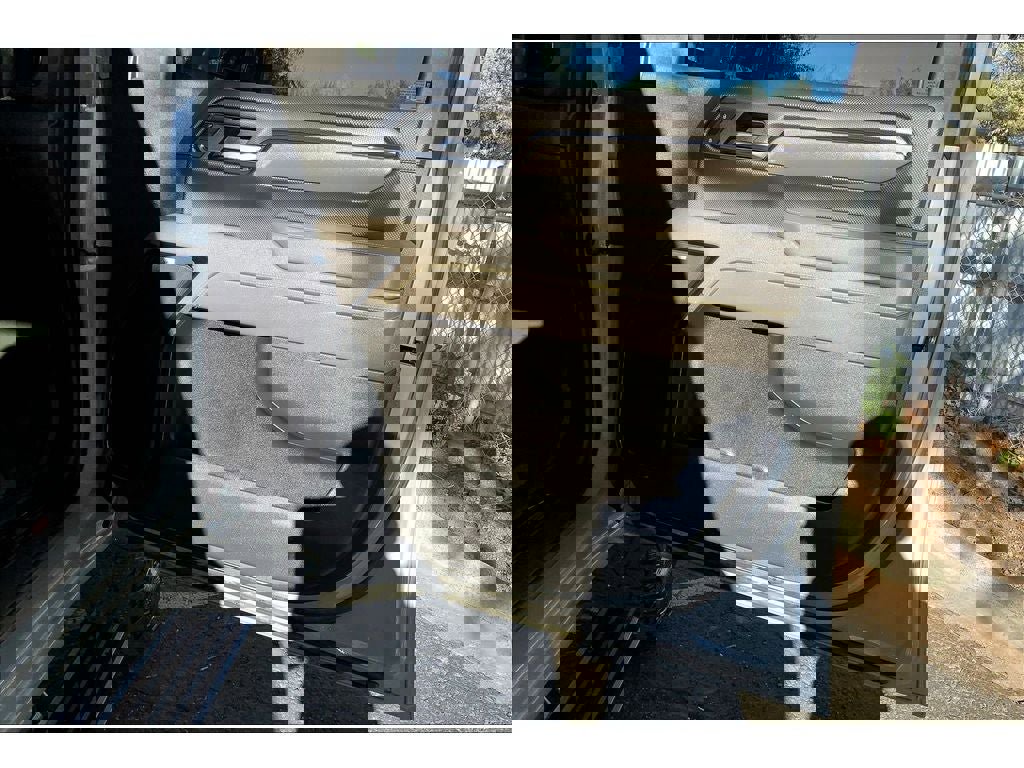 Used 2024 Chevrolet Silverado 2500 ZR2 w/ Technology Package image 26