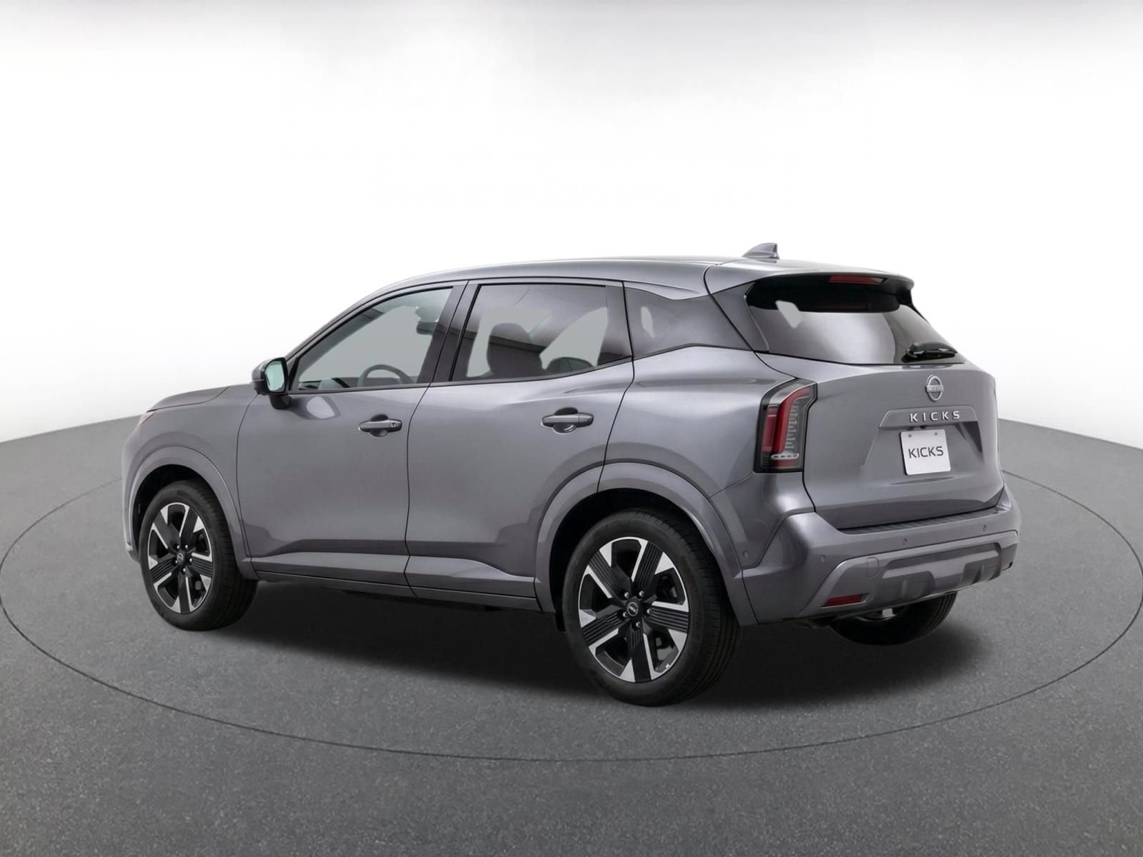 Used 2026 Nissan Kicks SV w/ Cold Weather Package AWD/4WD image 7