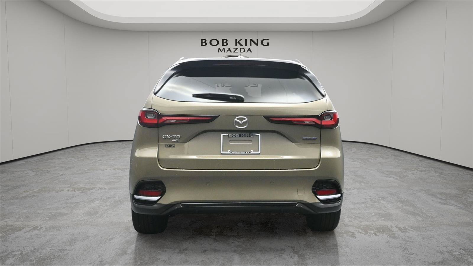 New 2025 MAZDA CX-70 Plug-In Hybrid w/ Premium Plus AWD/4WD image 13