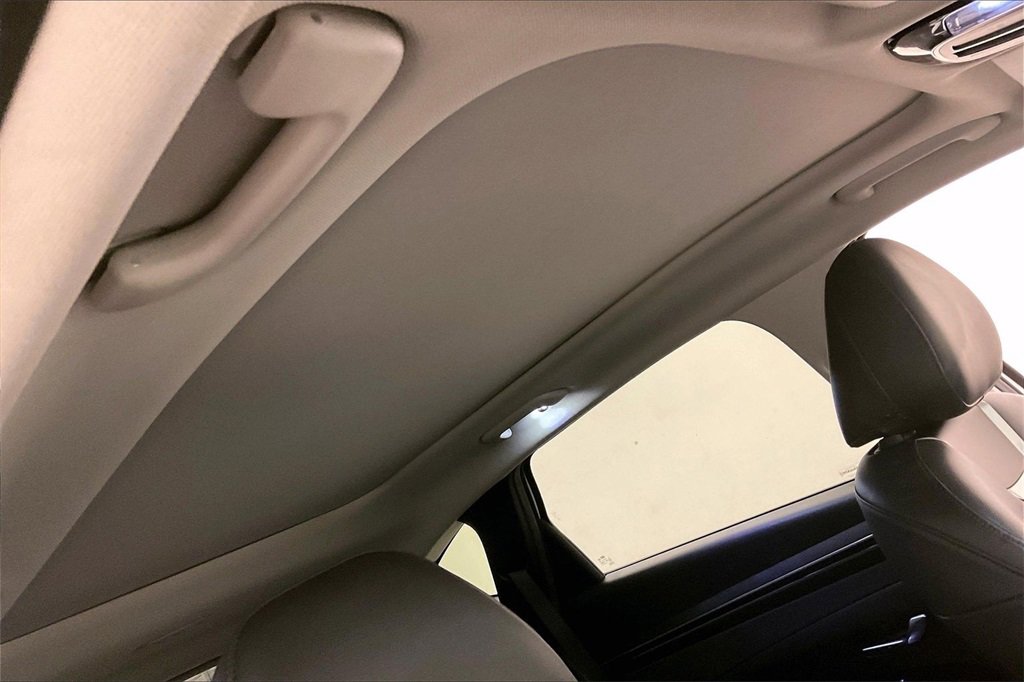 Used 2022 Hyundai Tucson Limited image 19