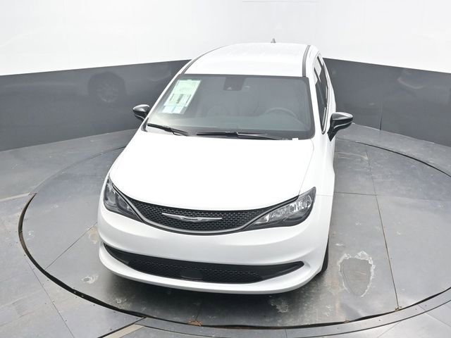 New 2026 Chrysler Voyager LX FWD image 44