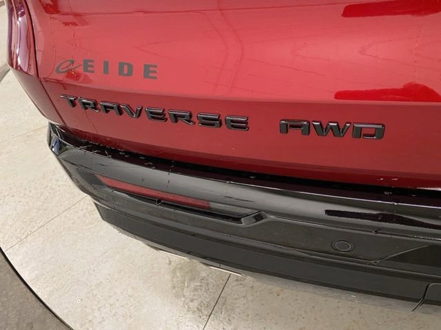 New 2026 Chevrolet Traverse RS w/ LPO, Floor Liner Package image 12