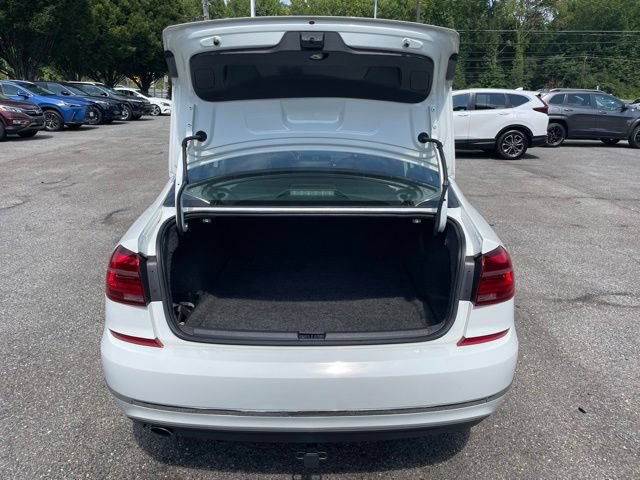 Used 2016 Volkswagen Passat 1.8T SE w/ Lighting Package (P06) FWD image 15