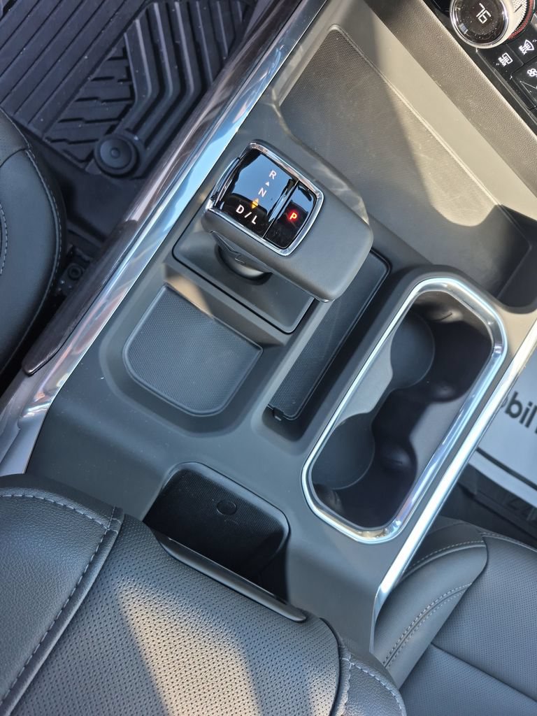New 2026 Chevrolet Silverado 1500 LTZ w/ LTZ Premium Package AWD/4WD image 24