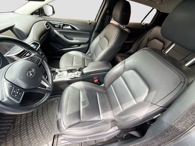 Used 2018 INFINITI QX30 Premium w/ Navigation Package AWD/4WD image 24