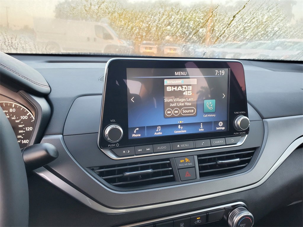 New 2025 Nissan Altima 2.5 SR image 8