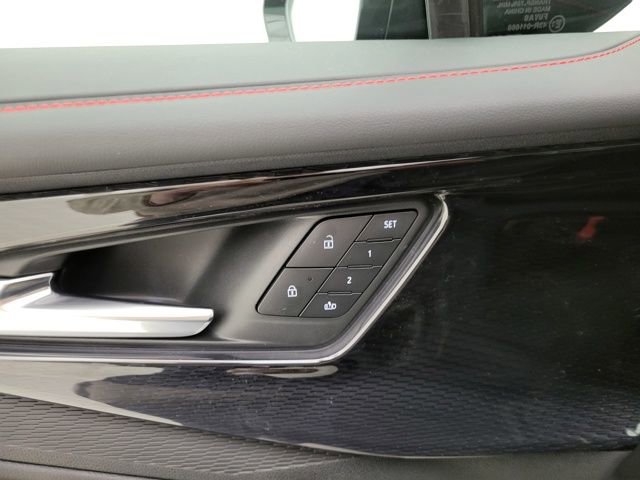 New 2025 Chevrolet Blazer EV RS image 3