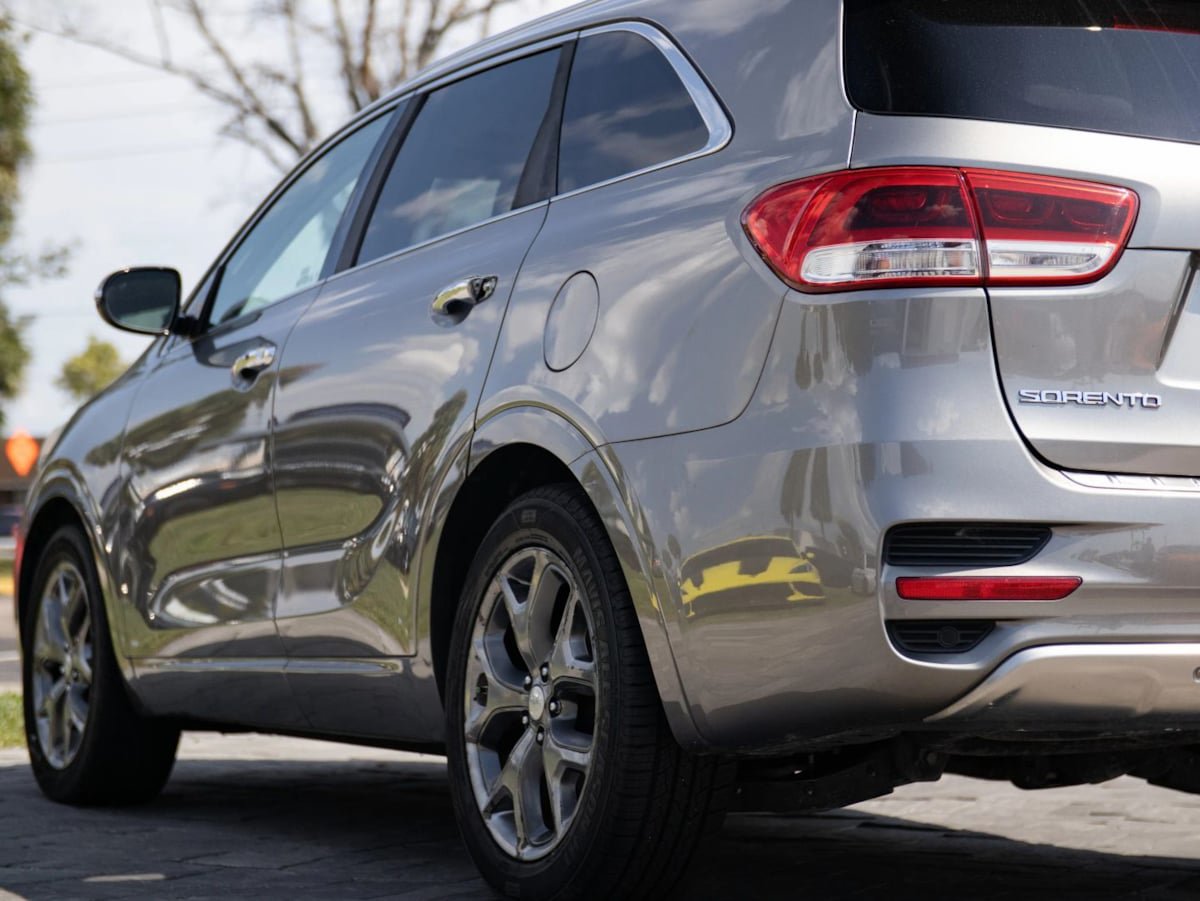 Used 2016 Kia Sorento SX FWD image 8