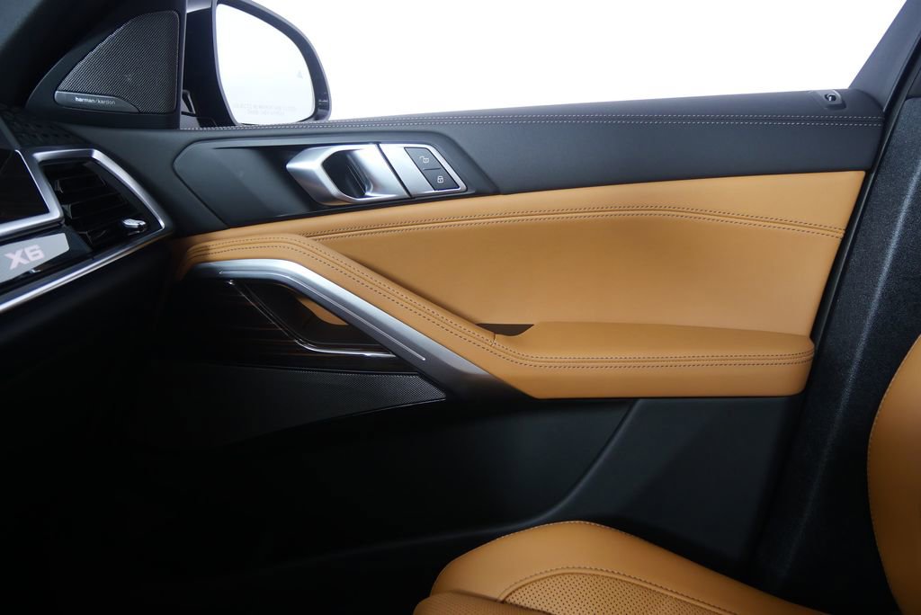 New 2026 BMW X6 xDrive40i w/ Executive Package image 24