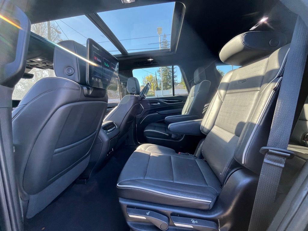 Used 2023 Cadillac Escalade Sport image 9