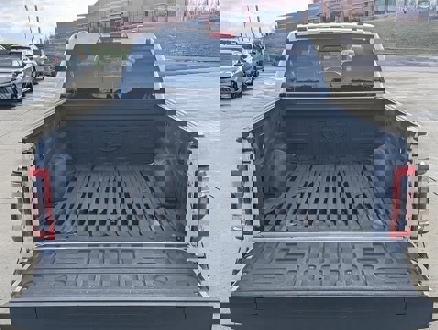 Used 2022 Ford F150 Lariat w/ Equipment Group 501A Mid image 17