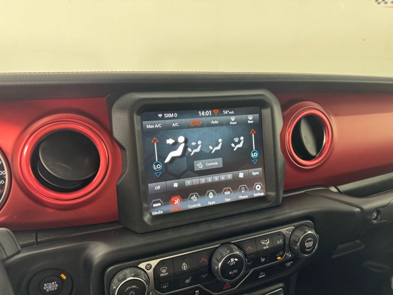 Used 2022 Jeep Gladiator Rubicon w/ Cold Weather Group AWD/4WD image 17