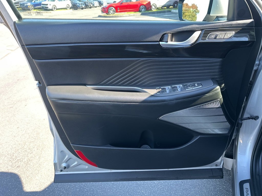 Used 2023 Hyundai Palisade Calligraphy image 31