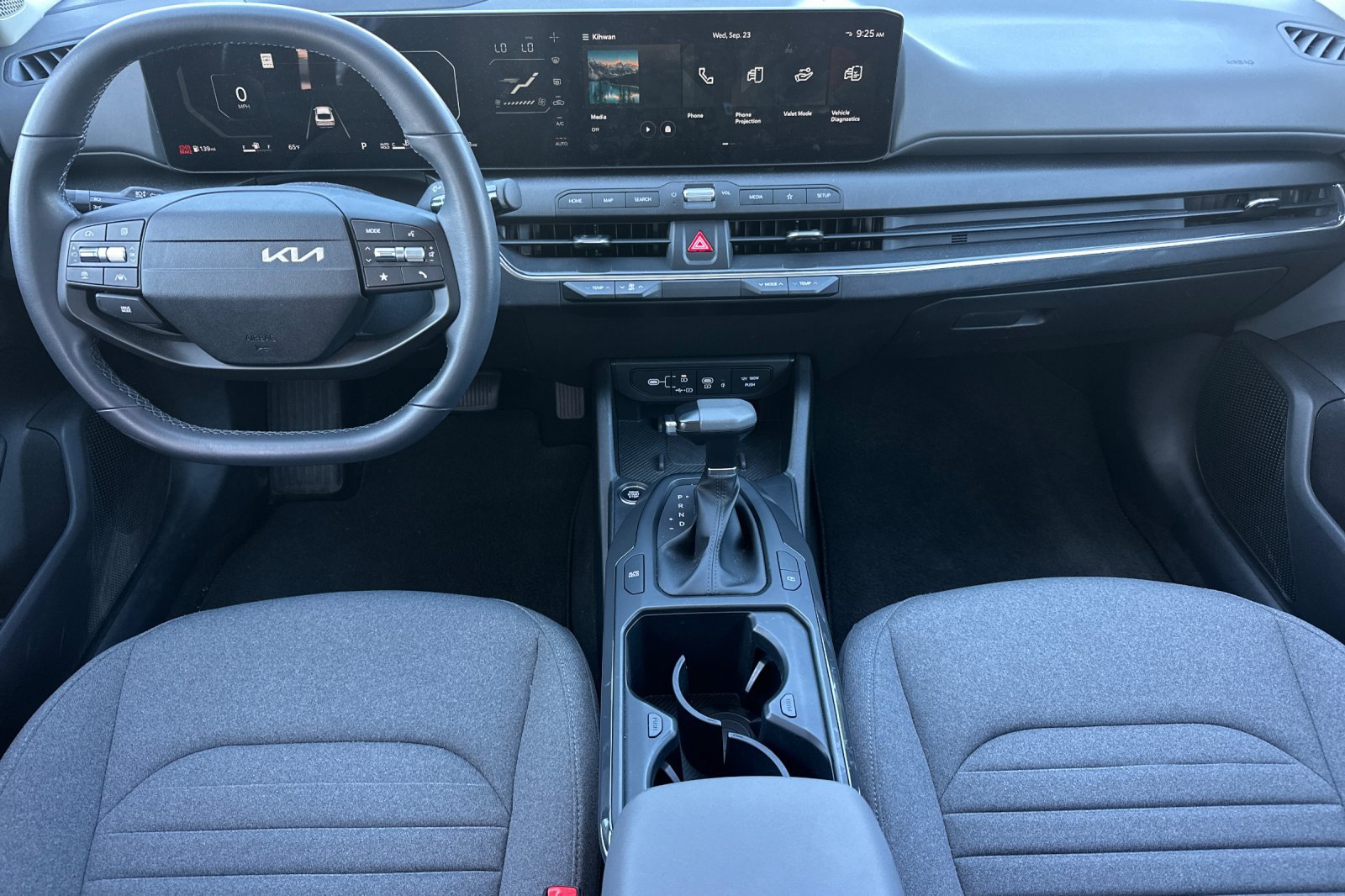 Used 2025 Kia K4 EX FWD image 15