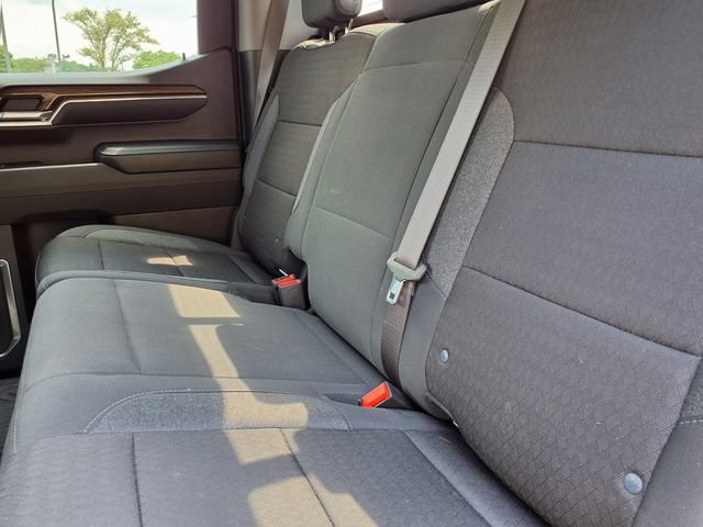 Used 2024 Chevrolet Silverado 1500 LT Trail Boss w/ Convenience Package II AWD/4WD image 7
