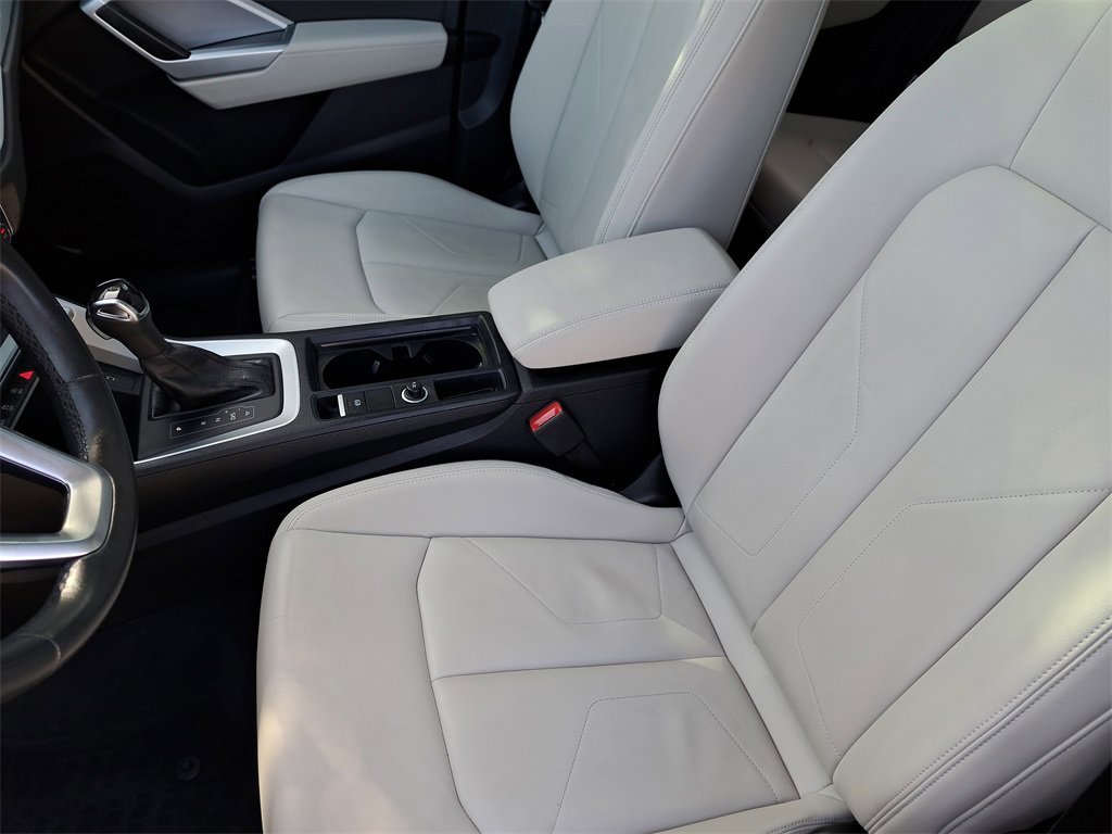 Certified 2021 Audi Q3 2.0T Premium w/ Convenience Package image 18
