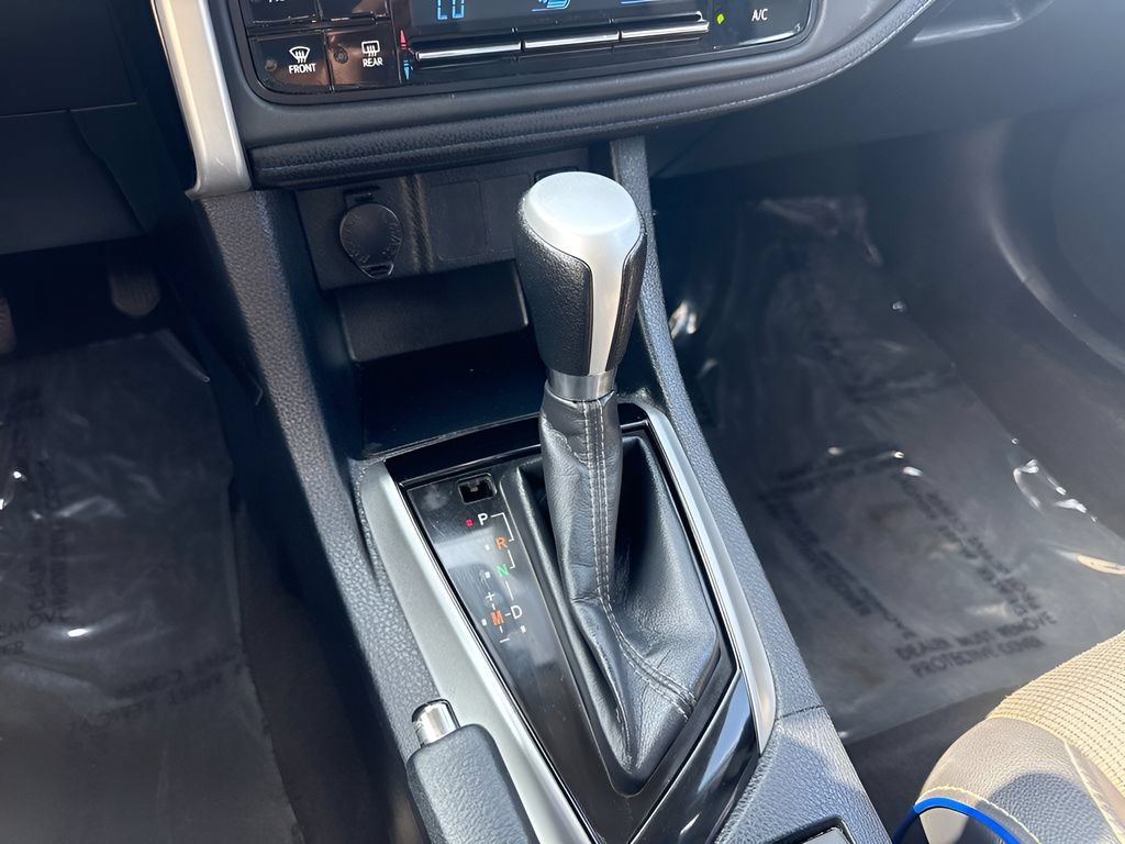 Used 2017 Toyota Corolla SE FWD image 10