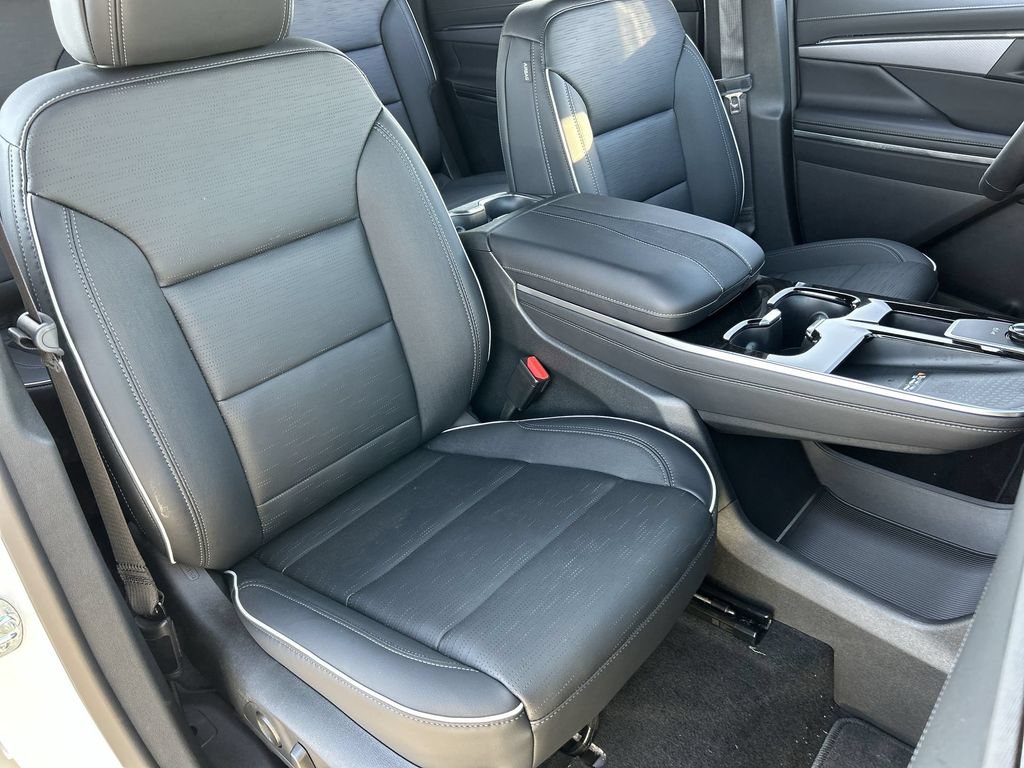 New 2026 Buick Enclave Sport Touring w/ Power Package FWD image 29