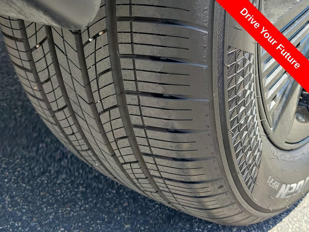 Used 2025 Nissan Murano SV FWD image 30