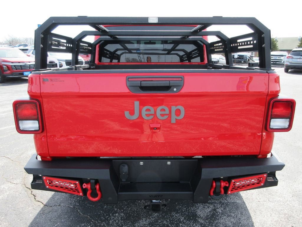 Used 2021 Jeep Gladiator Mojave image 4