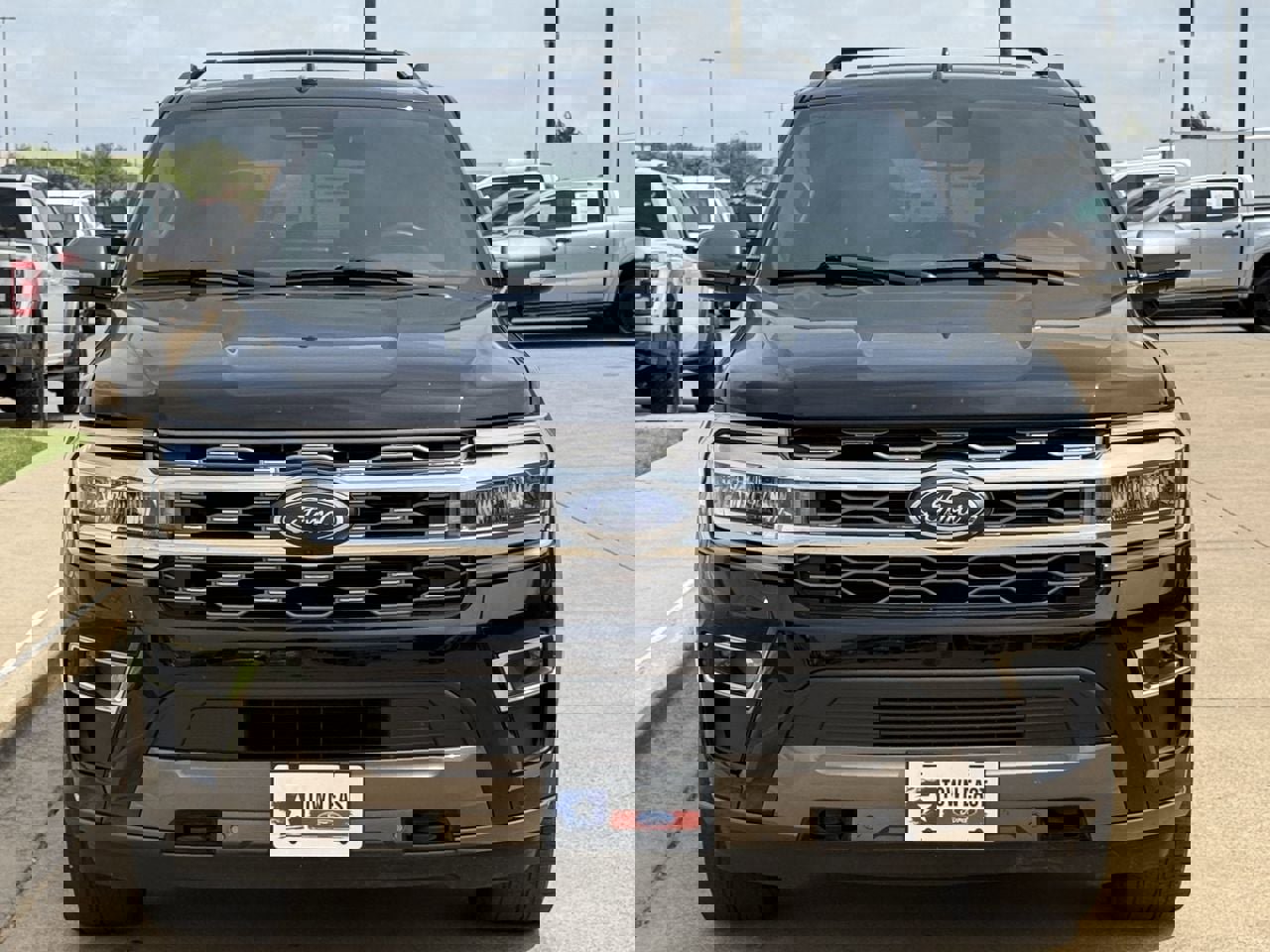 Used 2024 Ford Expedition King Ranch image 8