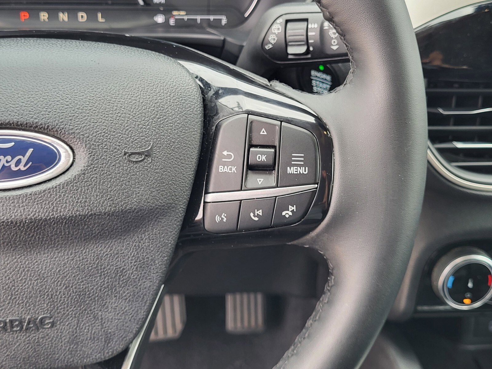 Certified 2022 Ford Escape SEL w/ Class II Trailer Tow Package image 29